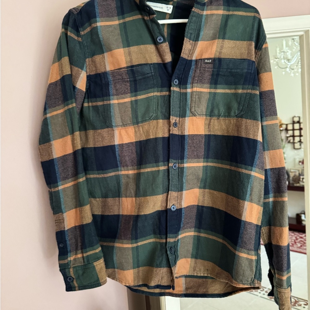 Plaid Button-Up Shirt in Green and Tan